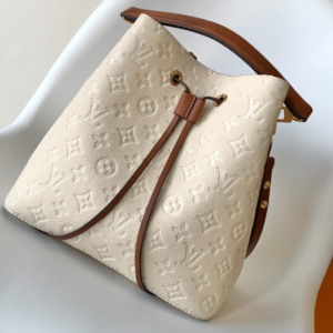Louis Vuitton NéoNoé Medium Bucket Bag – Cream White