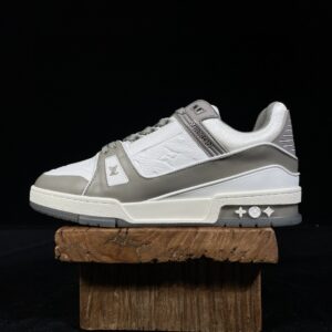 Louis Vuitton Trainer Cowhide Grey-White Low-Top Casual Shoes Trainers Sports Shoes Men's Shoes Women's Shoes 1A8KB8