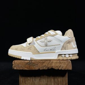 Louis Vuitton Trainer Velcro Fastening Khaki Low-Top Casual Shoes Sneakers Men's and Women's Footwear 1A9ZC2