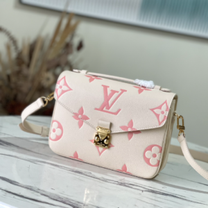 Louis Vuitton Pochette Metis Handbag