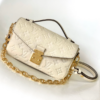 Louis Vuitton Pochette Métis East West Handbag – White