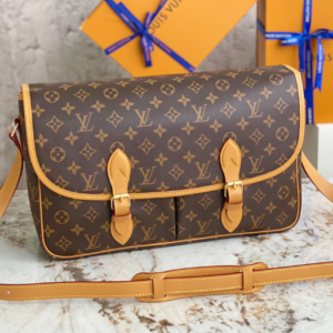 Louis Vuitton Monogram Gibeciere GM Shoulder Bag