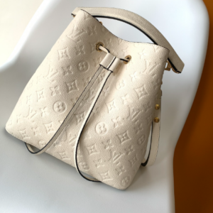 Louis Vuitton NéoNoé Medium Bucket Bag – White