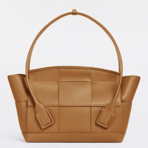 Bottega Veneta Arco Medium Bag In Caramel Grained Leather